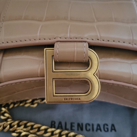 Balenciaga Hourglass Croc-Embossed Wallet on Chain - Picture 3 of 6